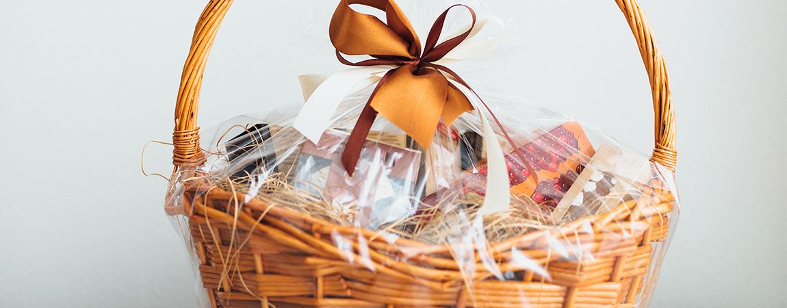 Please donate to our Christmas hamper food drive | Australian Mutual Bank