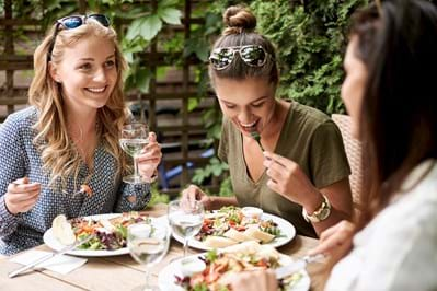 women dining out for lunch